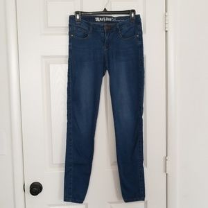 Size 5 (28waist) Machine skinny jeans